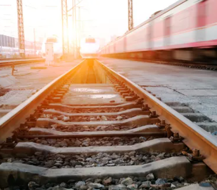 Location de minibus ou van pour déplacement d'un club sportif avec assurance complète et options de chauffeur à Saint-Tropez dans le Var proche de Cogolin